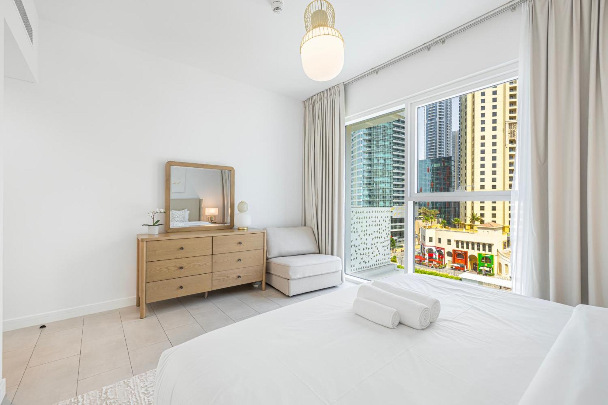 Brand New 1br In Jbr With Access Apartment